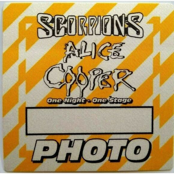 Alice Cooper Scorpions Backstage Pass Original 1996 Hard Rock Music Yellow - Picture 1 of 4